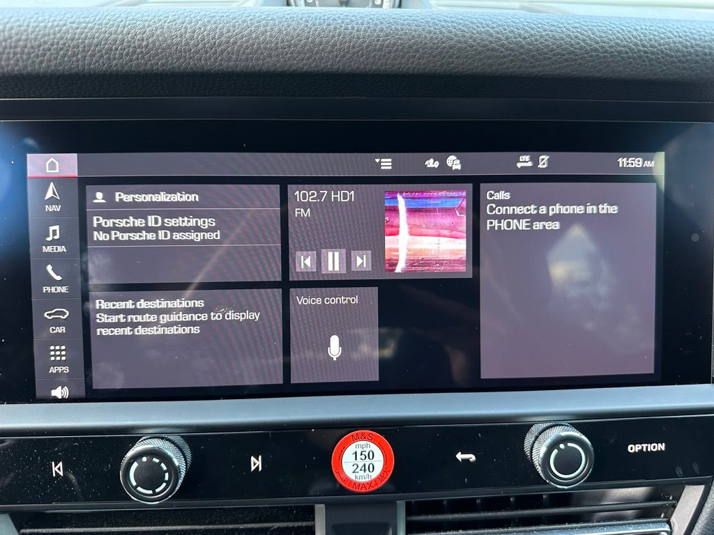 Thumbnail: 2023 Porsche Macan - 29