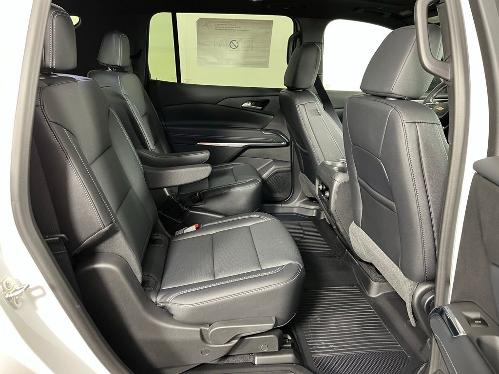 Thumbnail: 2026 Chevrolet Traverse - 13