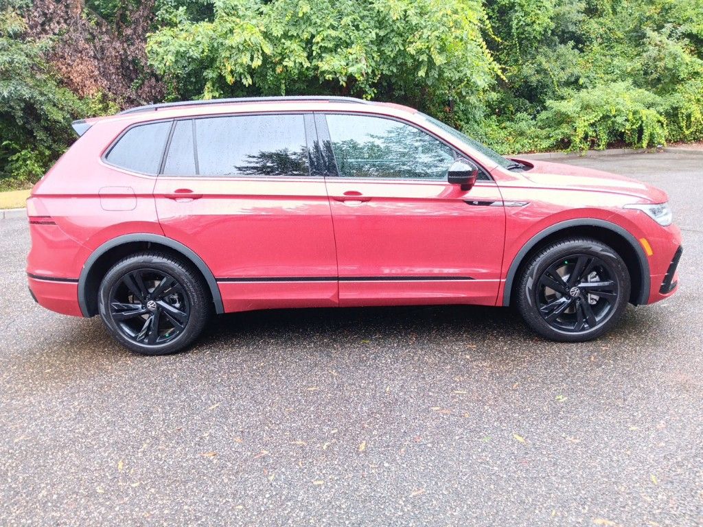 2024 Volkswagen Tiguan 2.0T SE R-Line Black 6