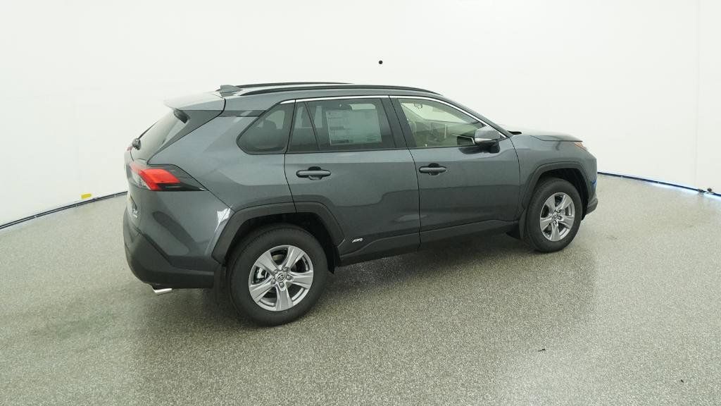 Thumbnail: 2025 Toyota RAV4 - 3
