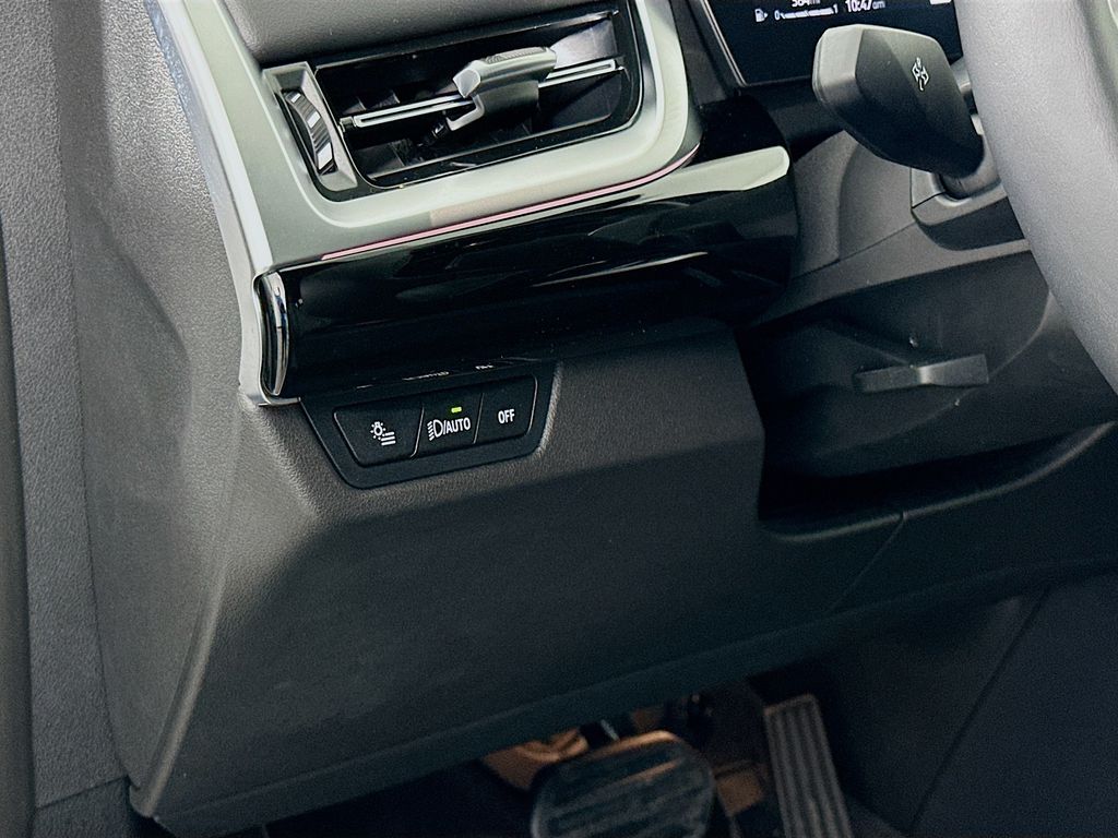 Thumbnail: 2025 BMW X1 - 10