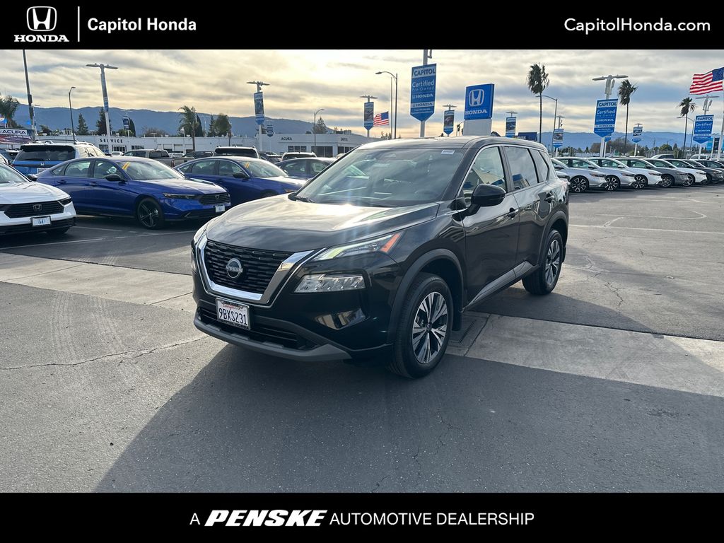 2022 Nissan Rogue SV Hero Image