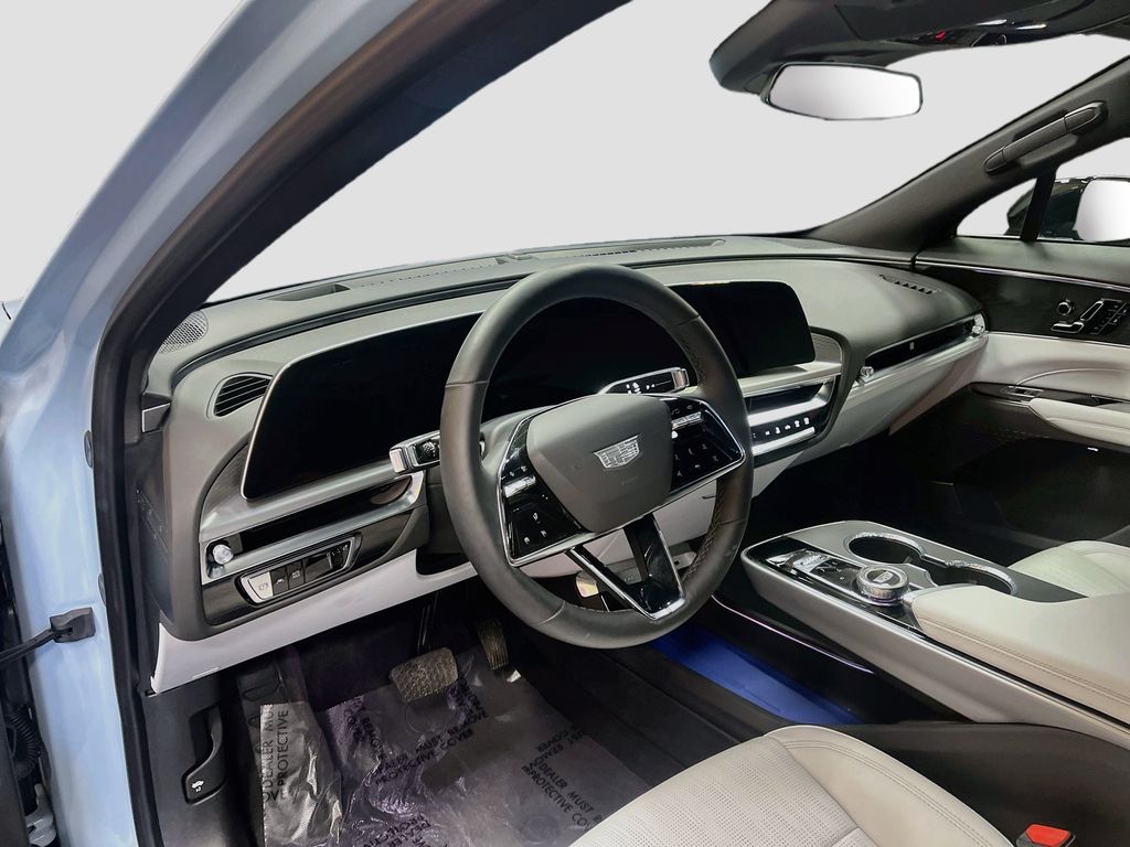 Used 2025 Nimbus Metallic Cadillac Sport image 9