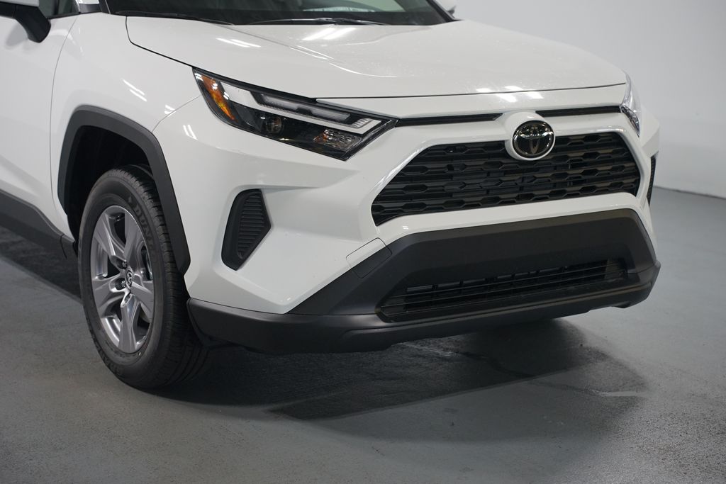 Thumbnail: 2025 Toyota RAV4 - 4