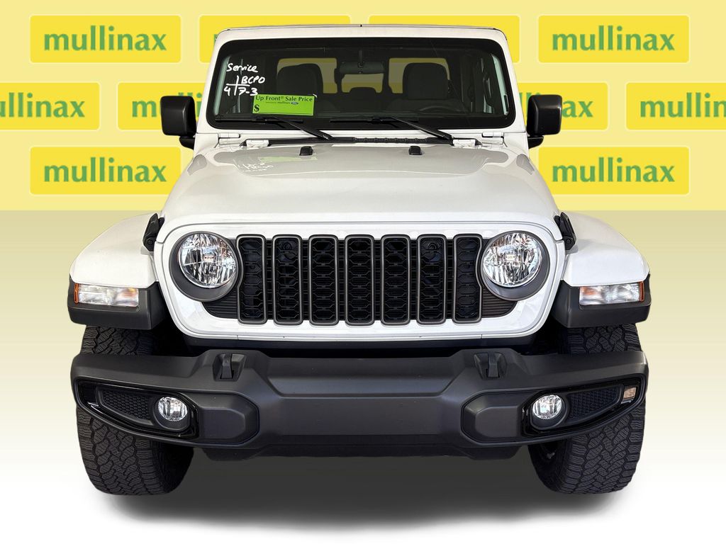 Certified Used 2025 White Jeep Nighthawk image 15