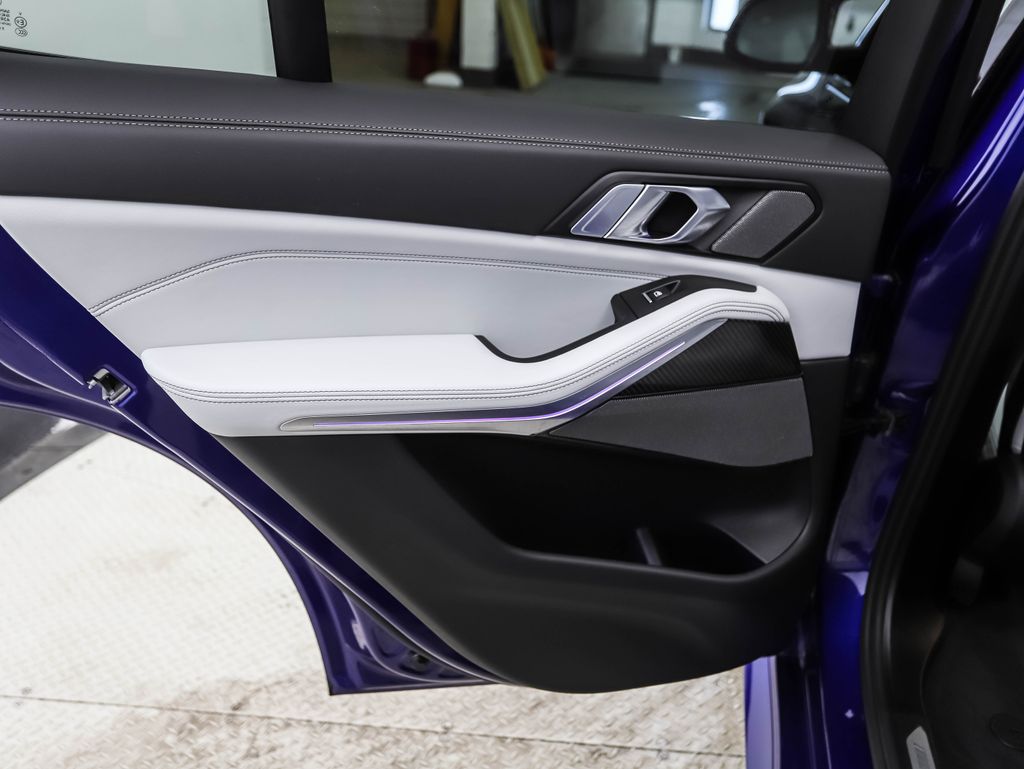 Thumbnail: 2026 BMW X5 - 19