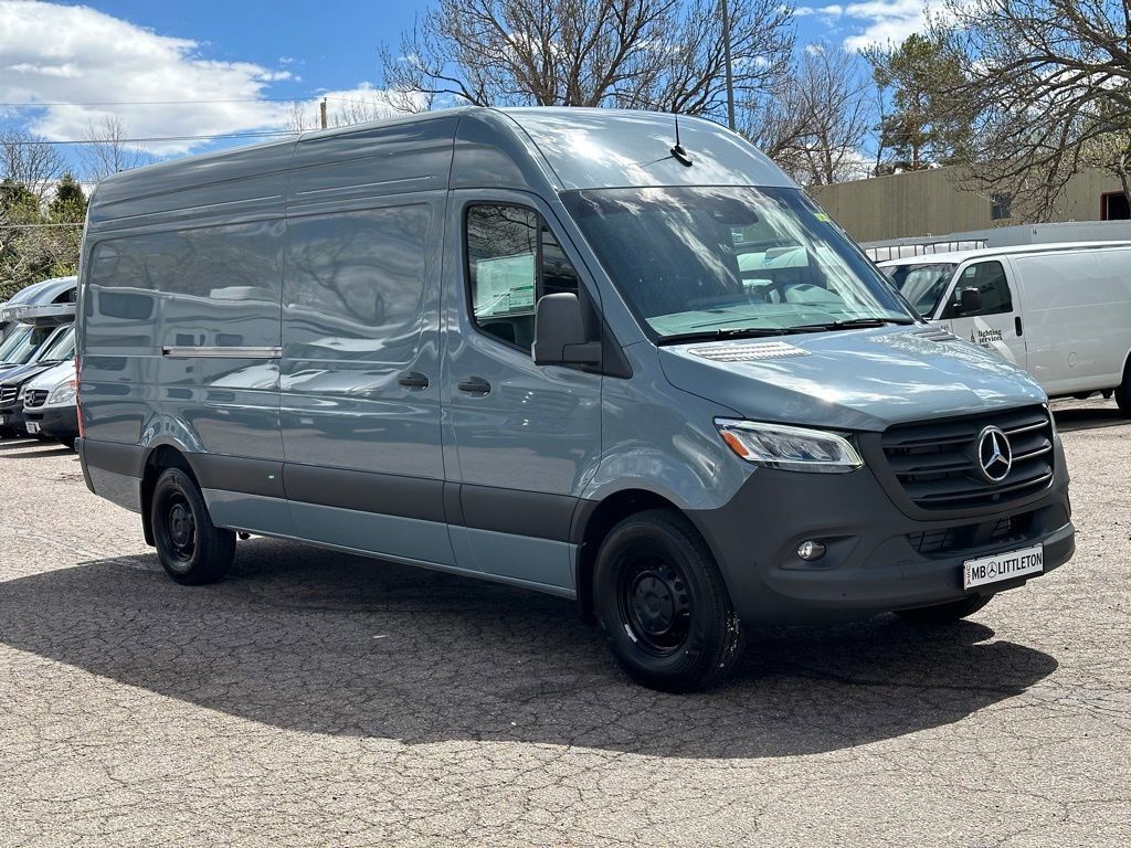 2024 Mercedes-Benz Sprinter 2500 Cargo 170 WB 6