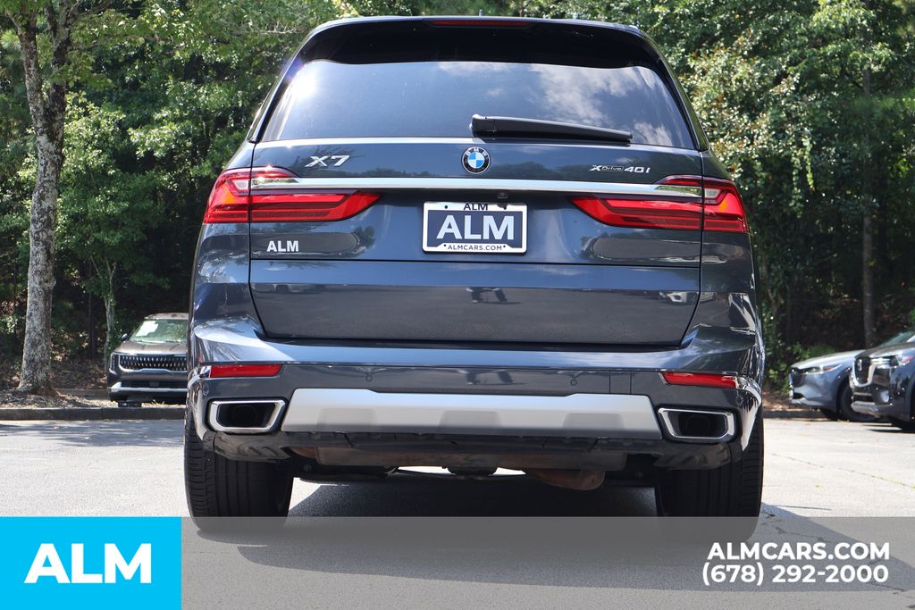 Used 2022 Gray BMW xDrive40i image 6