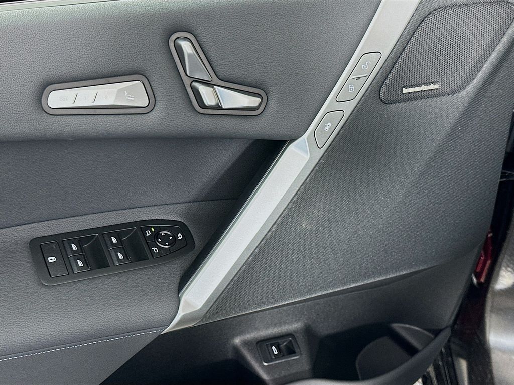 Thumbnail: 2026 BMW iX - 20