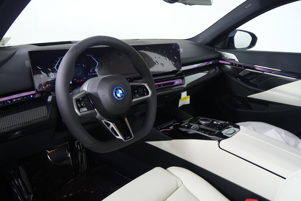 2026 BMW 5 Series  13