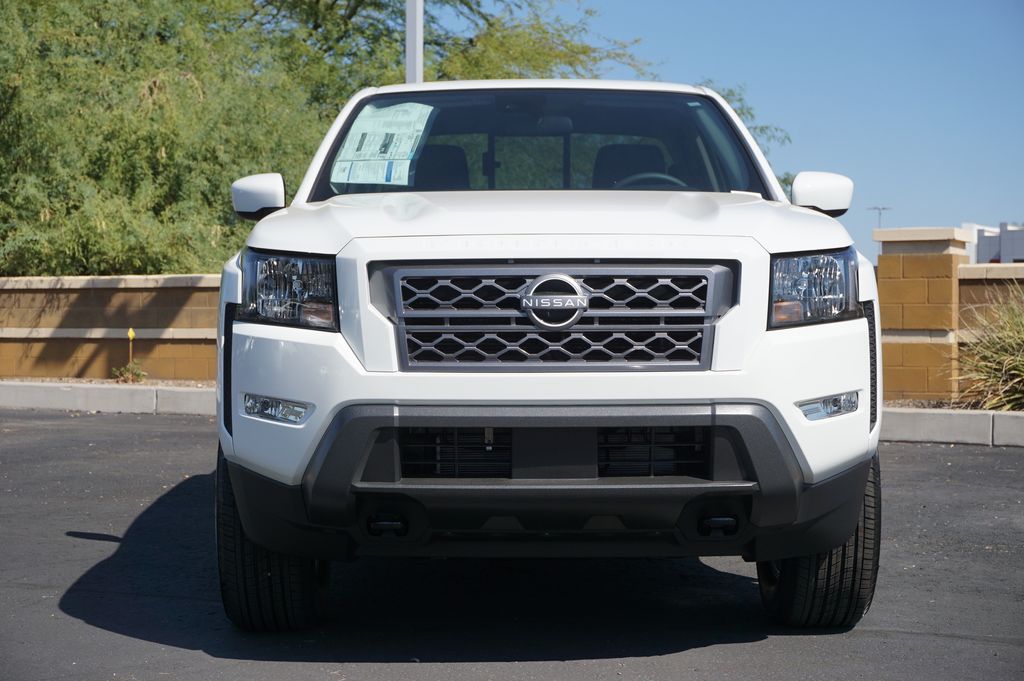 2024 Nissan Frontier SV 5