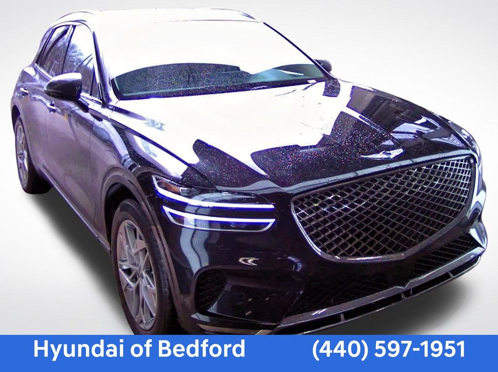 2025 Genesis GV70 2.5T Standard AWD