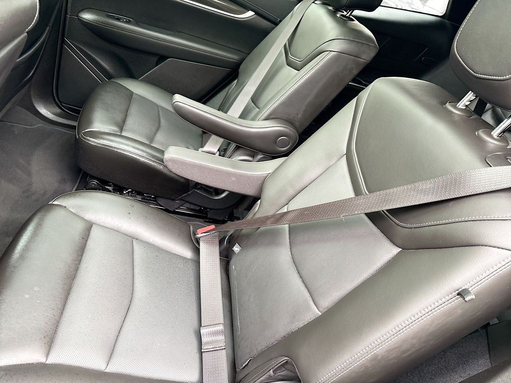 2025 Cadillac XT6 Sport - Photo 26
