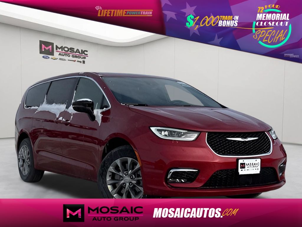 New 2026 Chrysler Pacifica Limited Vans