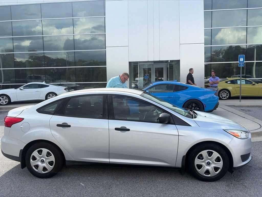 2018 Ford Focus S