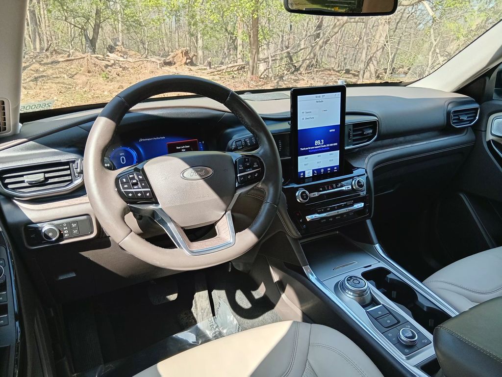 2022 Ford Explorer Platinum