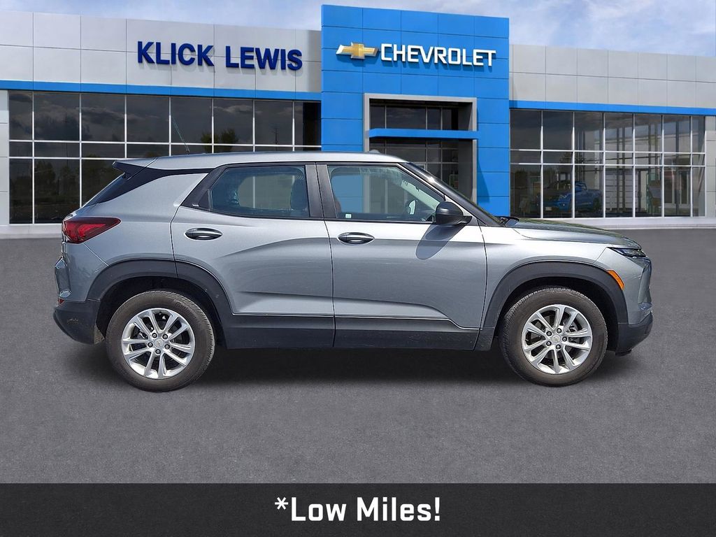 2024 Chevrolet TrailBlazer LS Gray at Subaru and VW of Moon Township