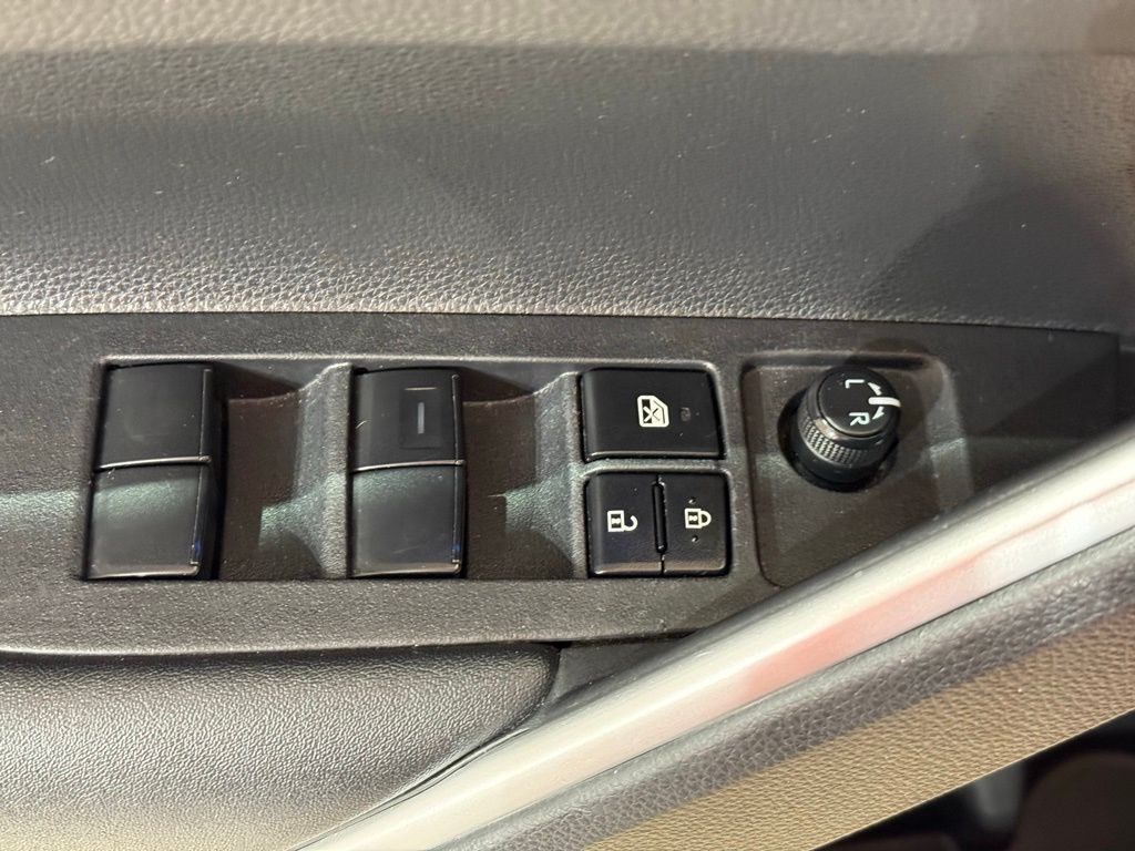 Thumbnail: 2023 Toyota Corolla Cross - 16