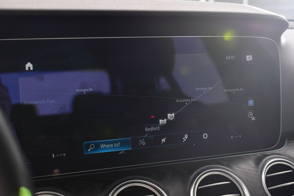 Thumbnail: 2023 Mercedes-Benz E-Class - 20