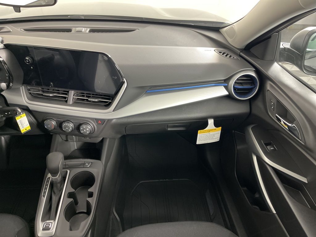 Thumbnail: 2026 Chevrolet Trax - 13