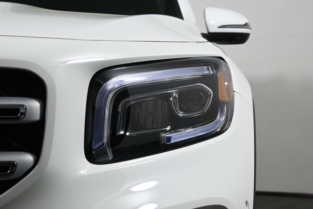 2022 Mercedes-Benz GLB 250 10