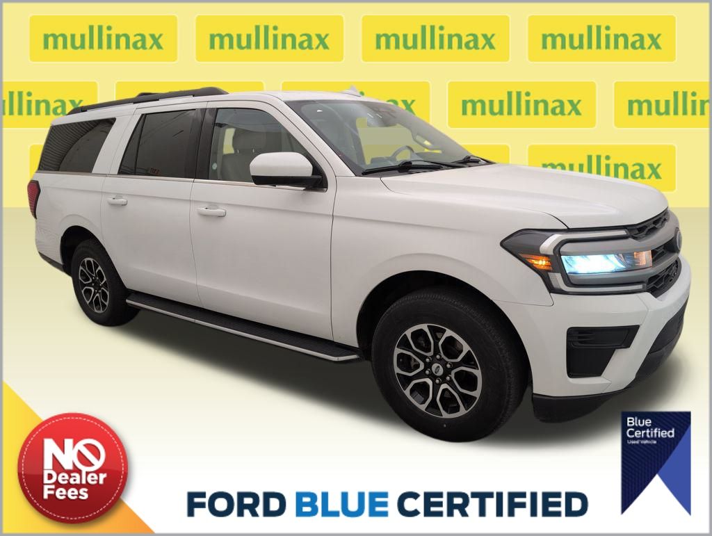 2023 Ford Expedition XLT's photo