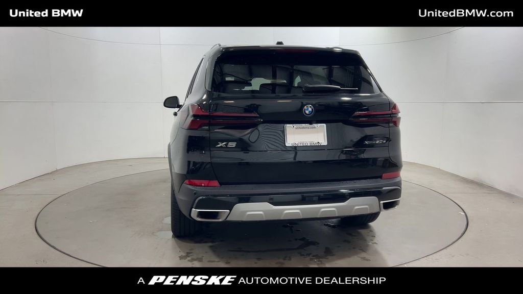 Thumbnail: 2025 BMW X5 - 7