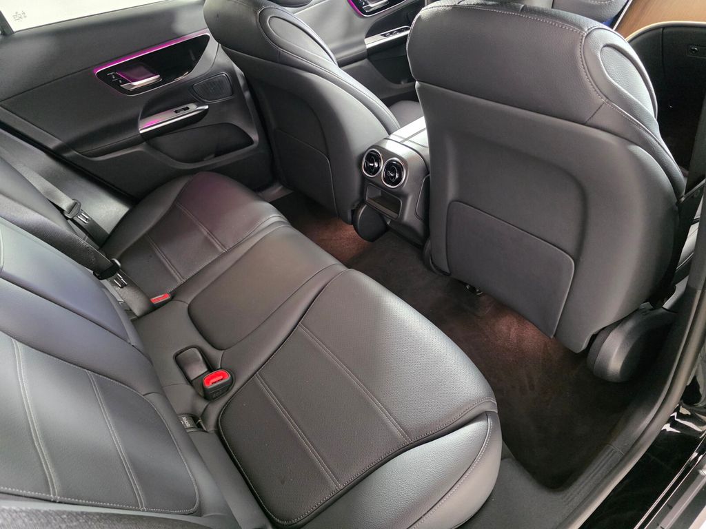 Certified Used 2025 Black Mercedes-Benz GLC 300 image 23