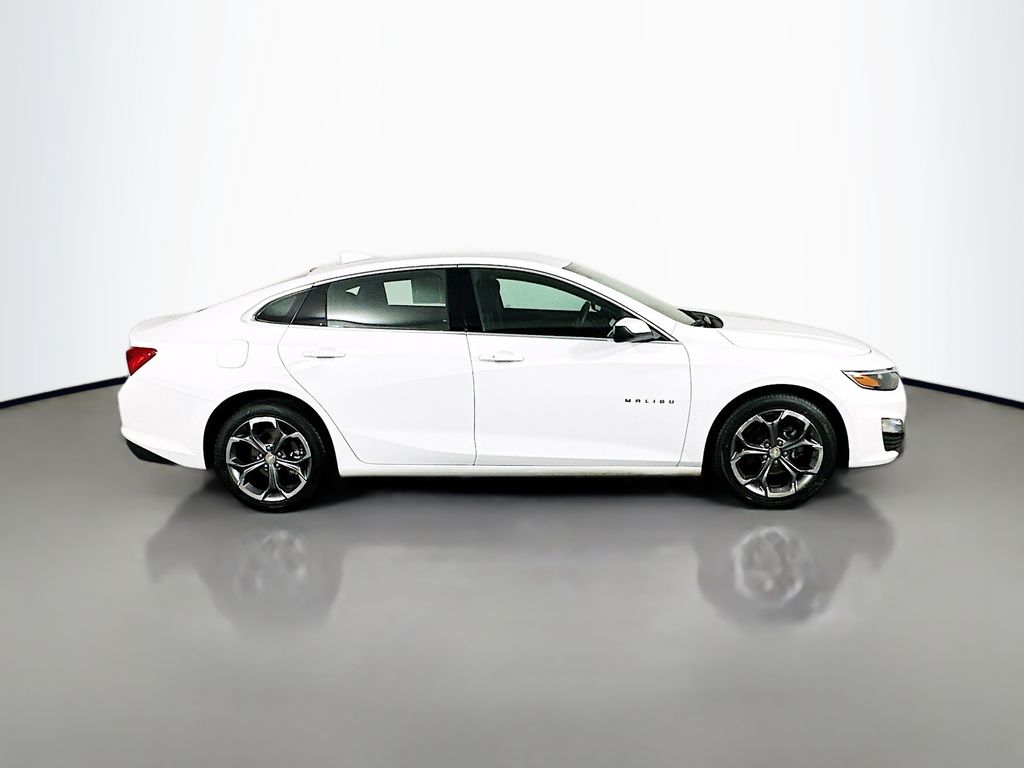 Used 2023 White Chevrolet LT image 8