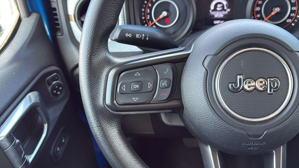 2025 Jeep Gladiator Nighthawk - Photo 18