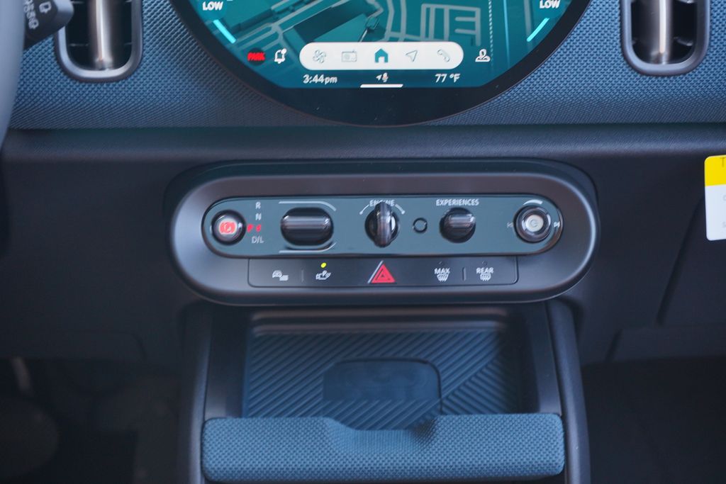 2025 MINI Cooper Countryman Iconic 21