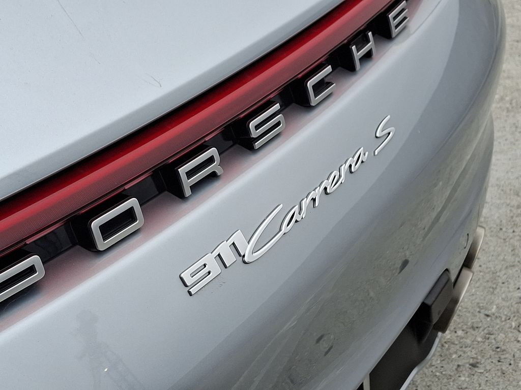 2020 Porsche 911 Carrera S 30