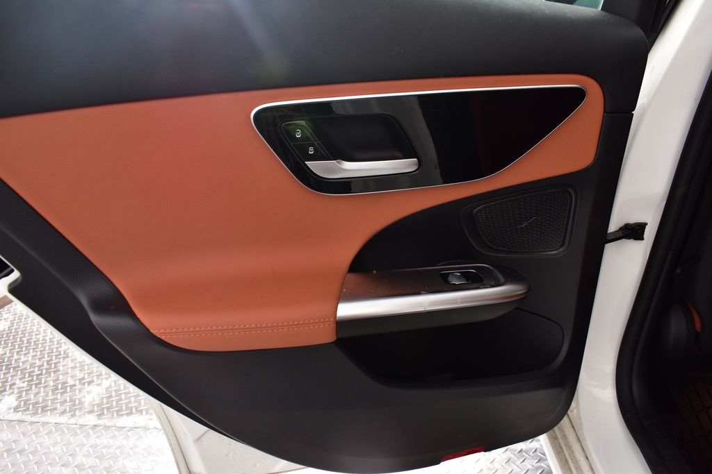 2023 Mercedes-Benz C-Class C 300 27