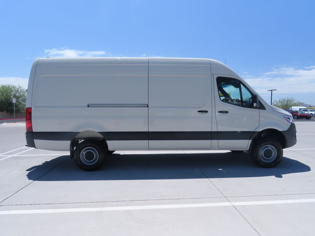 2024 Mercedes-Benz Sprinter 2500 4