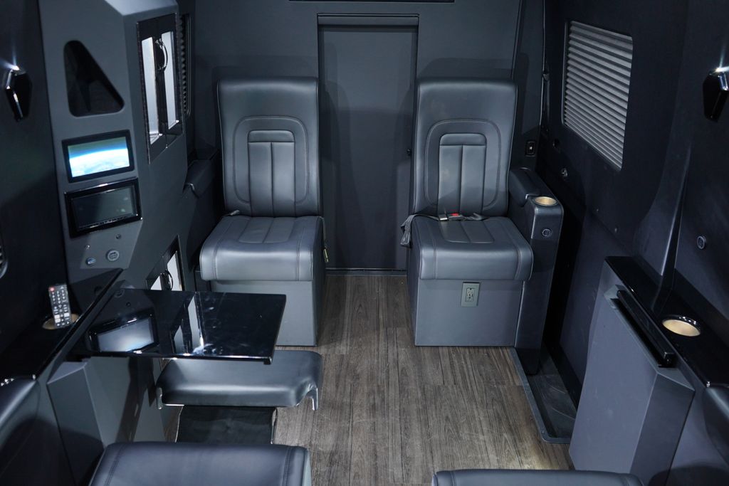 Thumbnail: 2022 Mercedes-Benz Sprinter - 19