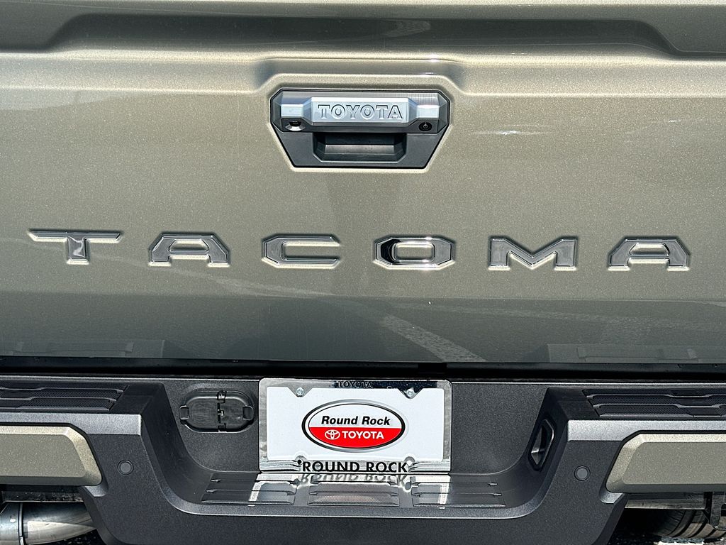 2025 Toyota Tacoma Limited 20