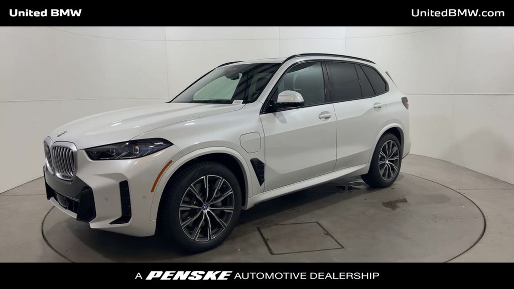 2025 BMW X5 xDrive50e 4