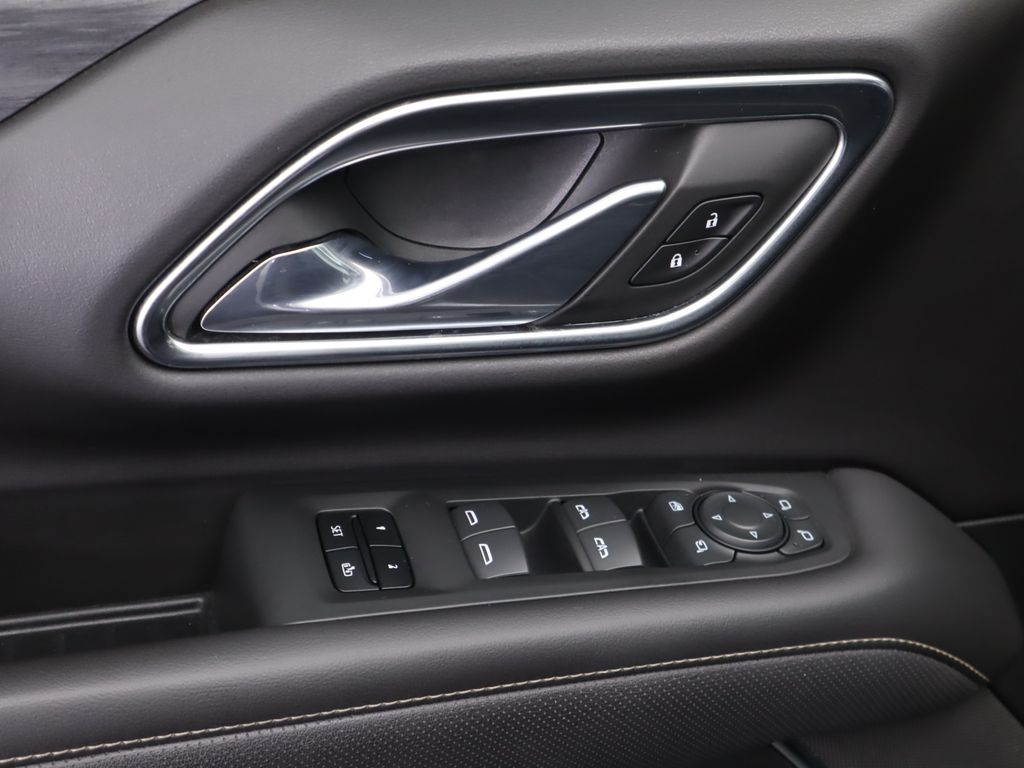 Thumbnail: 2021 GMC Yukon - 24