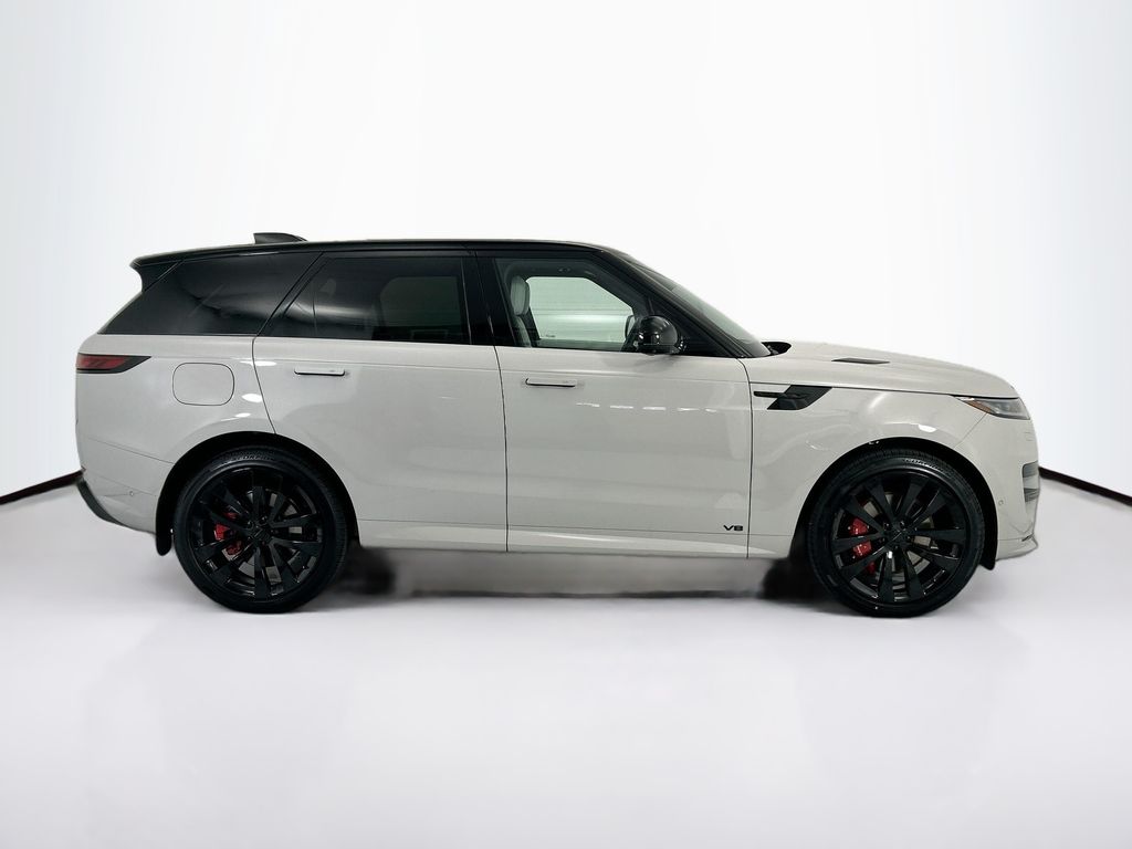 Thumbnail: 2026 Land Rover Range Rover Sport - 4