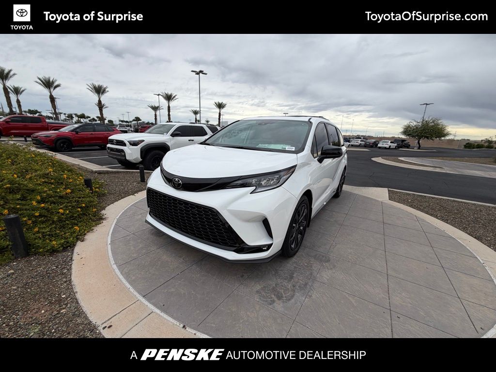 Thumbnail: 2026 Toyota Sienna - 1