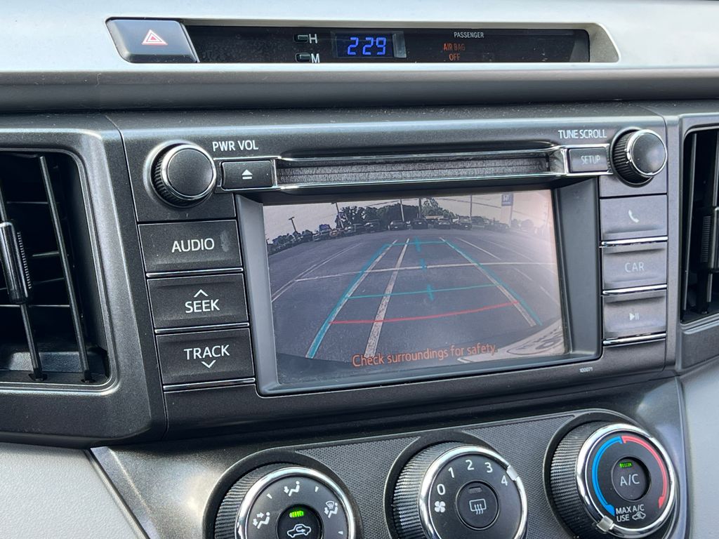 2013 Toyota RAV4 LE