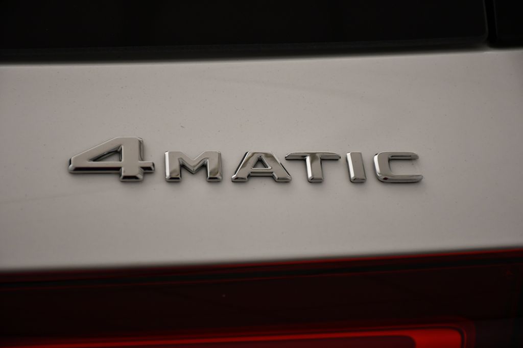 Thumbnail: 2026 Mercedes-Benz GLE - 10