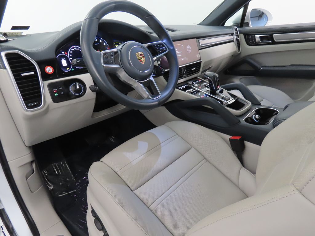 Thumbnail: 2023 Porsche  - 4