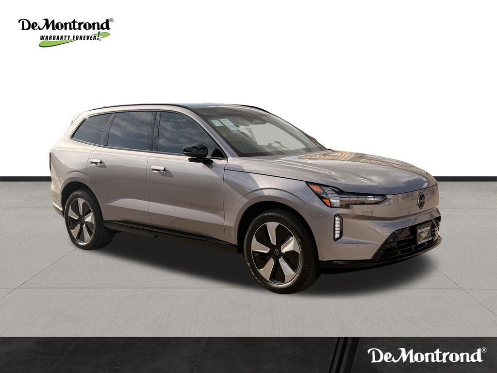 New 2026 Silver Volvo  image 3