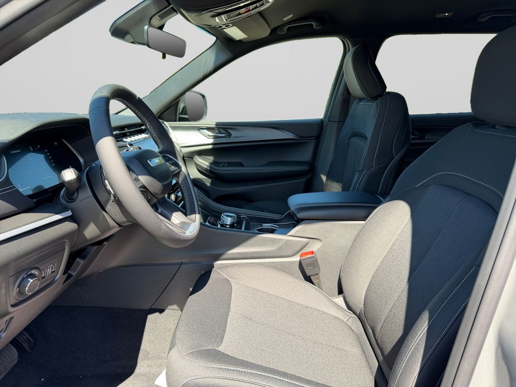 2027 Jeep Grand Cherokee L Laredo Gray at South Hills CDJR