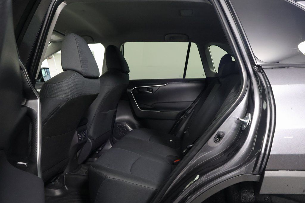 Thumbnail: 2025 Toyota RAV4 - 6