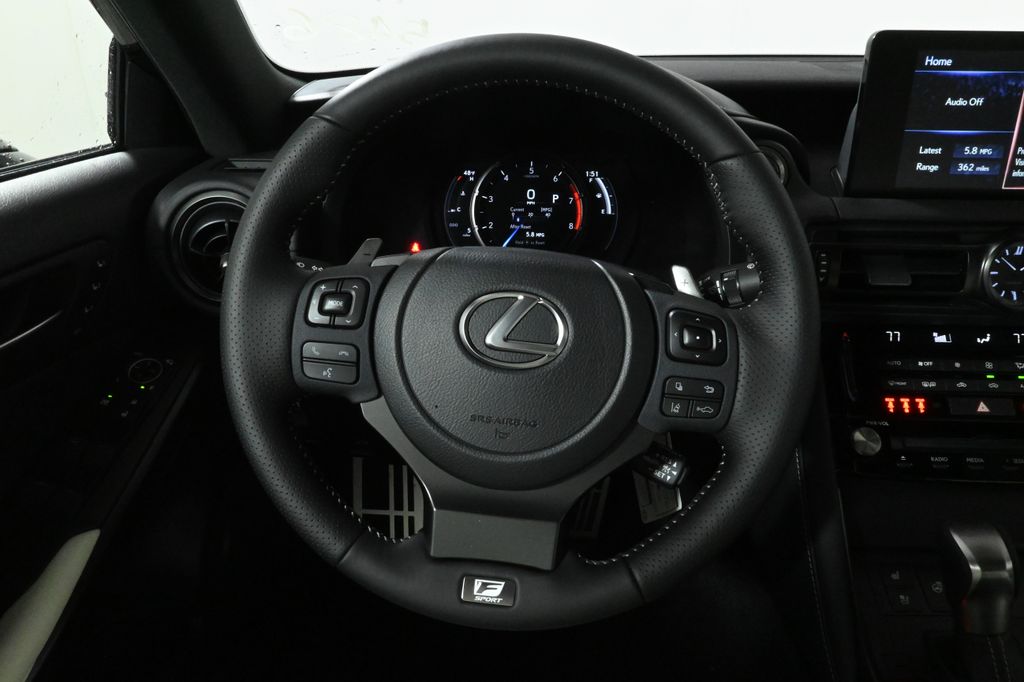 2025 Lexus IS 350 19