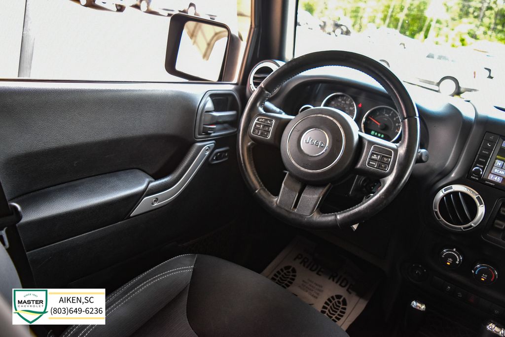 Used 2017 Jeep Wrangler SUV