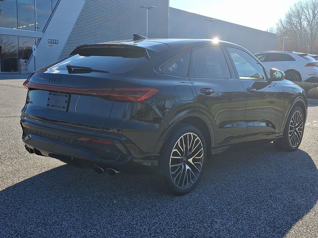 Thumbnail: 2025 Audi SQ5 - 6