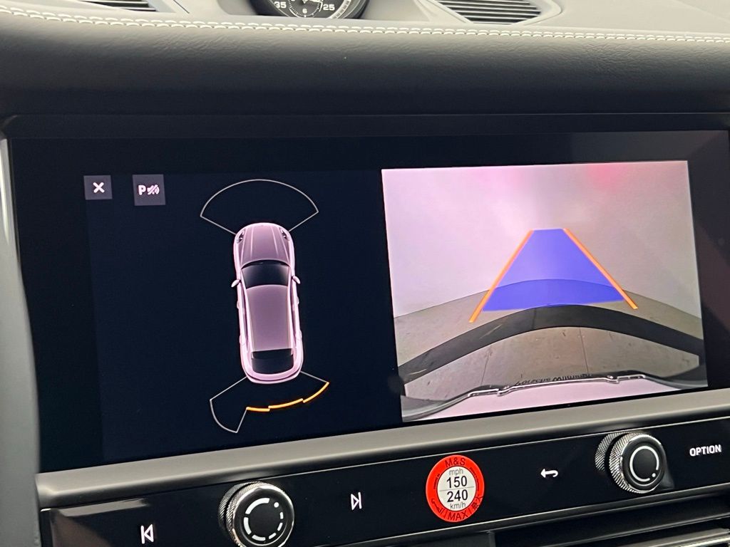Thumbnail: 2025 Porsche Macan - 15